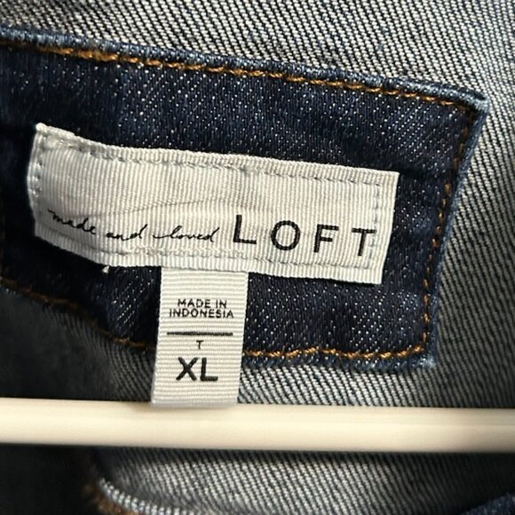 LOFT Dark Washed Denim Jacket Women's Size XL - Picture 8 of 9